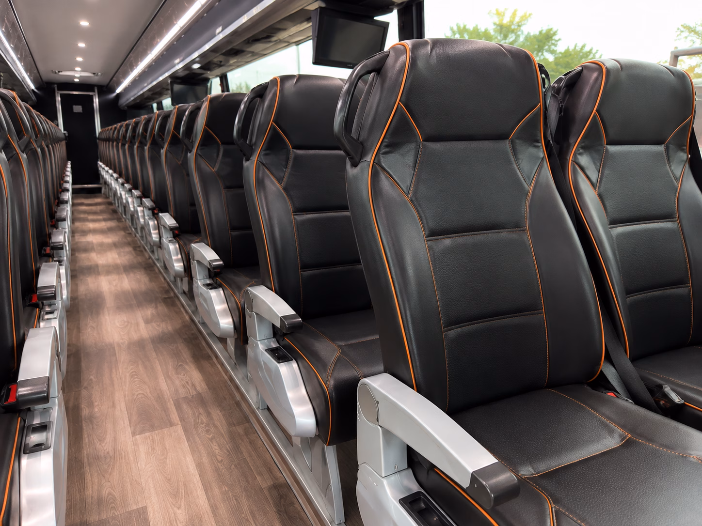 how the distance and duration of your trip affect bus rental rates in hamilton