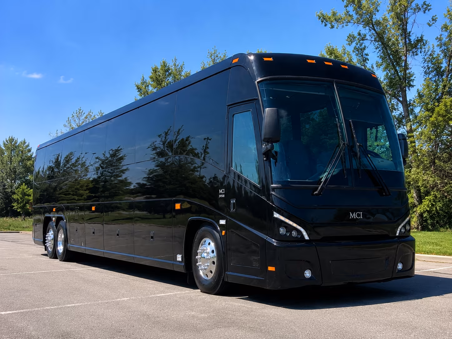 mixing wineries and breweries on a hamilton group tour