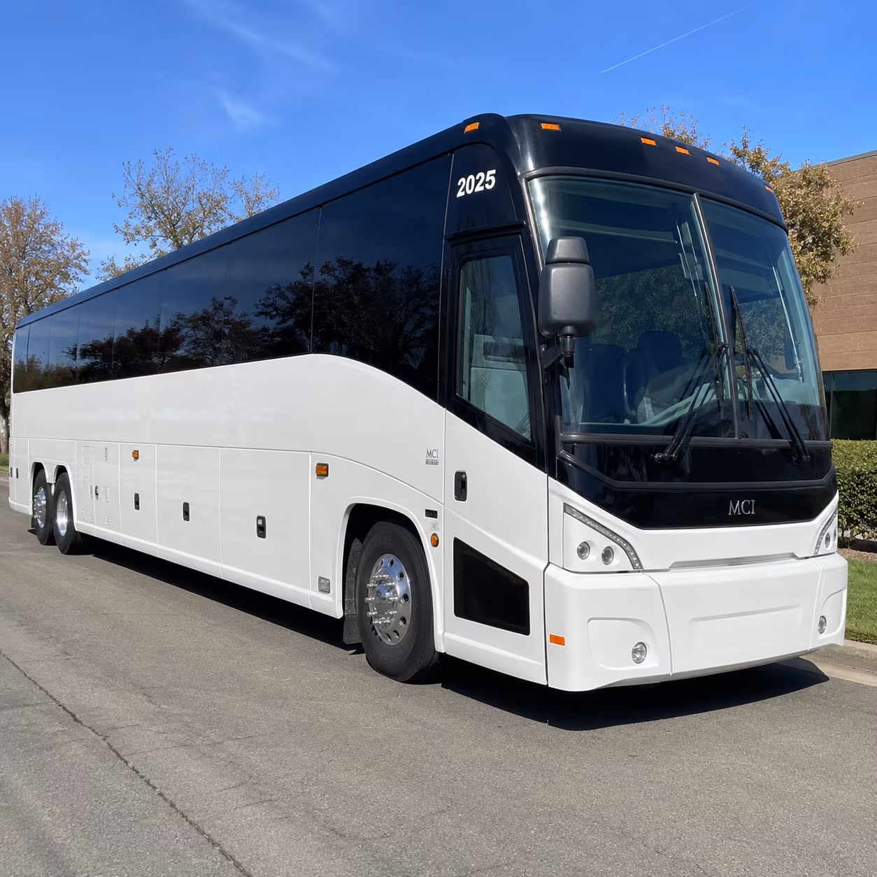 we help you compare party buses for bachelorette nights and birthday celebrations